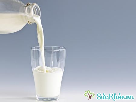 Nên uống 2 ly sữa tươi hàng ngày là cách tăng chiều cao hiệu quả