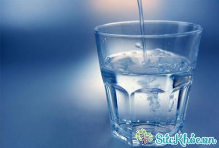 Nước lọc là đồ uống giảm cân rất hiệu quả