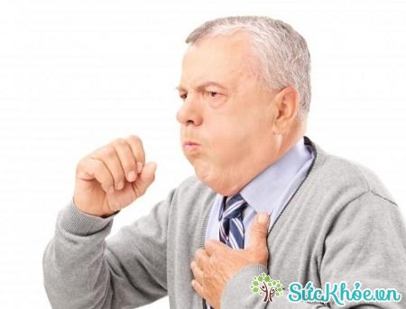 Cảm cúm có thể gây biến chứng viêm phổi nặng 