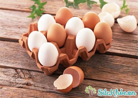 Trứng chứa nhiều cholesterol không tốt cho tim mạch