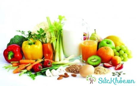 Chế độ ăn cho trẻ béo phì với nhiều loại rau củ quả