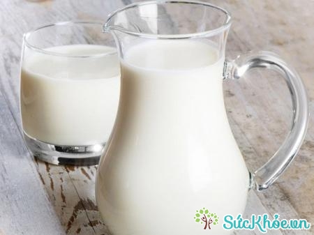 Sữa tươi có nhiều tác dụng rất có ích cho sức khỏe chúng ta
