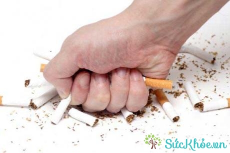 Tránh xa thuốc lá để tránh bị viêm phổi