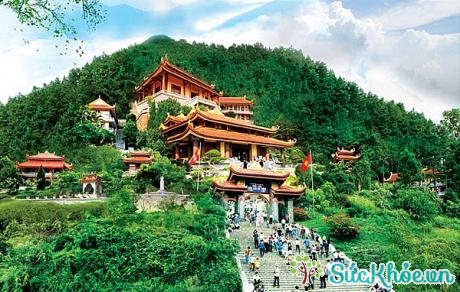 Thiền Viện Trúc Lâm Đà Lạt một trong ba thiền viện lớn nhất theo phái Trúc Lâm