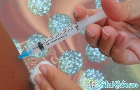 Tiêm phòng vắc-xin HPV an toàn cho chị em