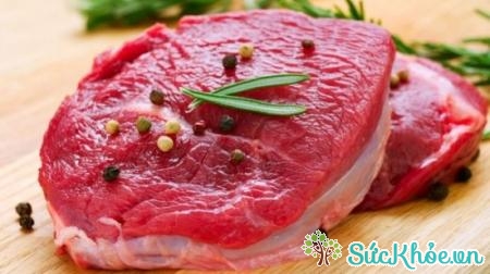 Bổ sung protein bằng các loại thịt đỏ để phòng ngừa thoái hóa hoàng điểm