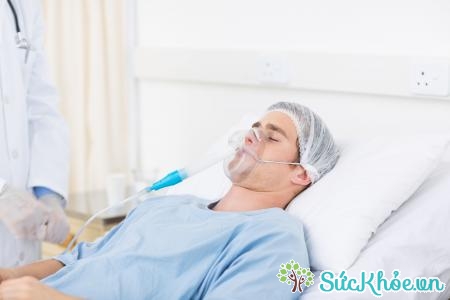 Người bệnh phù phổi cấp cần được hỗ trợ thở oxy
