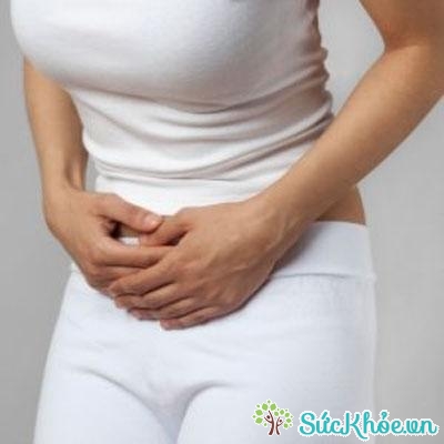 Dấu hiệu viêm loét đại tràng thường đau bụng 