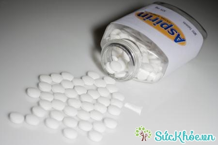 Bác sĩ có thể cho bạn sử dụng aspirin để chống huyết khối