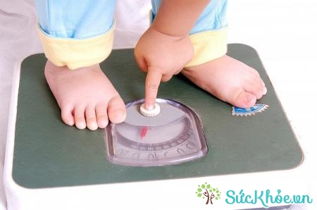 Khi thấy trẻ chậm lên cân, có thể trẻ bị bệnh tim bẩm sinh