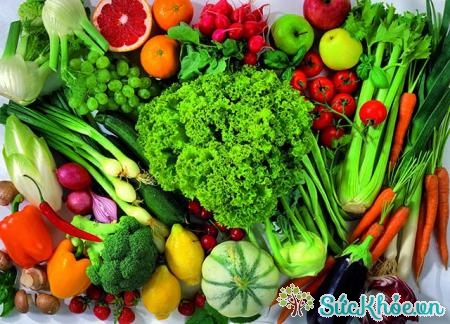 Một chế độ ăn nhiều rau xanh, hoa quả rất tốt cho người bệnh