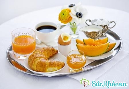 Bữa sáng là bữa không được bỏ qua dù bạn giảm cân hay không
