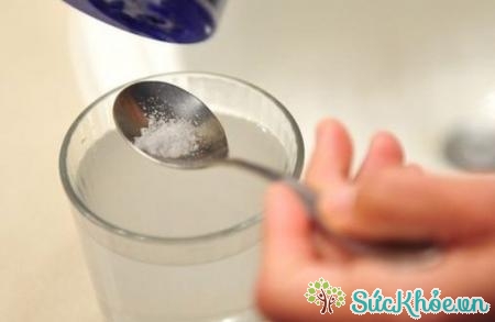 Chữa viêm xoang bằng nước muối có thực sự hiệu quả?