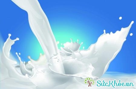 Sữa là một trong những thực phẩm nuôi con thông minh