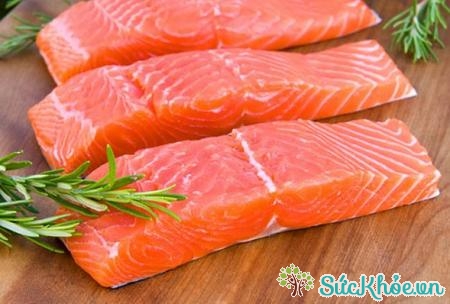 Thực phẩm chứa omega 3 là thực phẩm tốt cho người thoát vị đĩa đệm