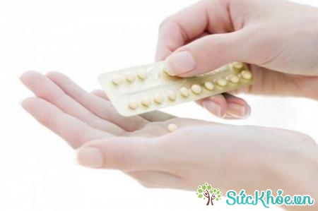 Sử dụng thuốc tránh thai làm cho mô nướu răng nhạy cảm hơn