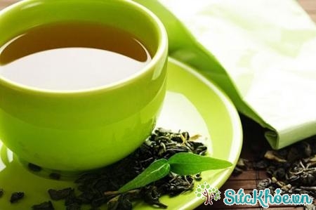 Buổi sáng bạn nên uống 1 cốc trà xanh