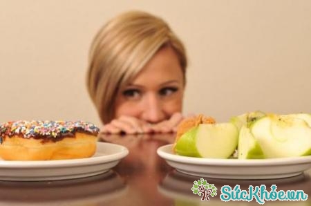 Thèm ăn là một trong những triệu chứng hội chứng tiền kinh nguyệt