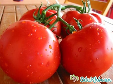 Cà chua là thực phẩm chứa độc tố tự nhiên