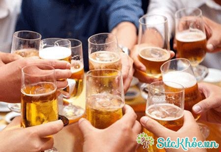 Uống rượu nhiều sẽ làm giảm ham muốn tình dục