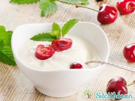 Sữa chua là thực phẩm chữa viêm loét dạ dày tá tràng hiệu quả