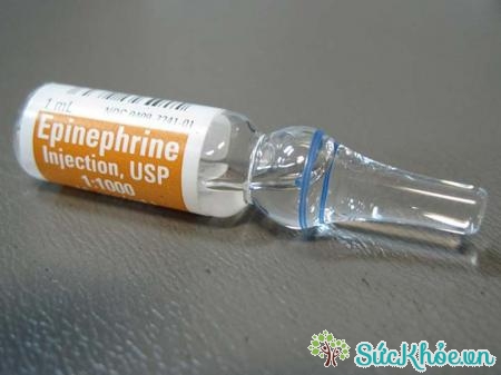 Epinephrine là một trong những thuốc chữa dị ứng thức ăn