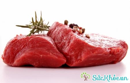 Thịt bò nạc là một trong những thực phẩm cho bà mẹ sau khi sinh
