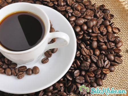 Bạn nên loại bỏ caffeine để không làm các triệu chứng nghiêm trọng hơn