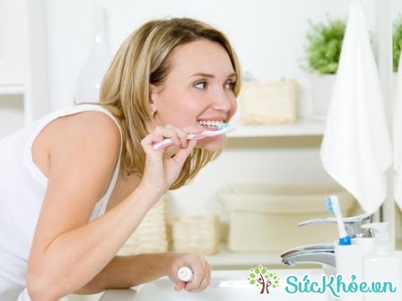Chăm sóc răng miệng sau sinh cần được chị em chú ý