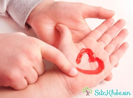 Suy tim ở trẻ em có thể hình thành do bệnh tim bẩm sinh