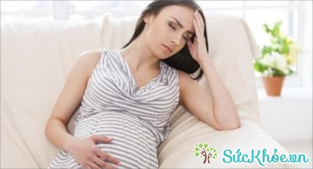 Carbamazepine có thể gây hại thai nhi khi dùng cho phụ nữ mang thai.