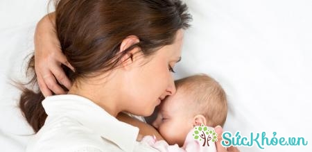 Rau đay là thực phẩm lợi sữa cho các bà mẹ sau sinh.