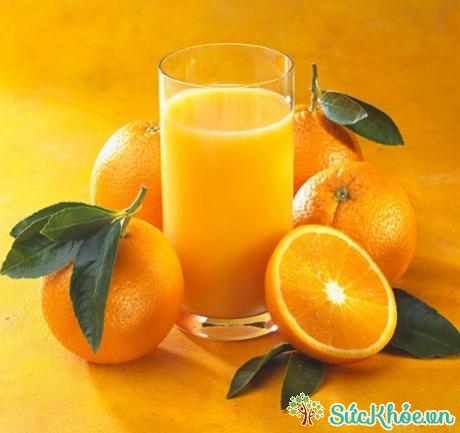 Trong nước cam có chứa tỷ lệ cao vitamin C, chất rất hữu ích trong việc thúc đẩy hệ thống miễn dịch