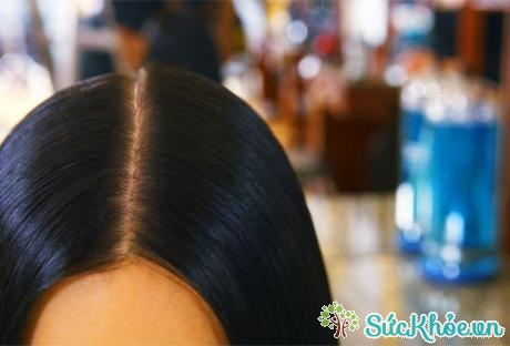 Tác hại của mỹ phẩm làm thẳng tóc đều có chứa hóa chất có thể gây ung thư