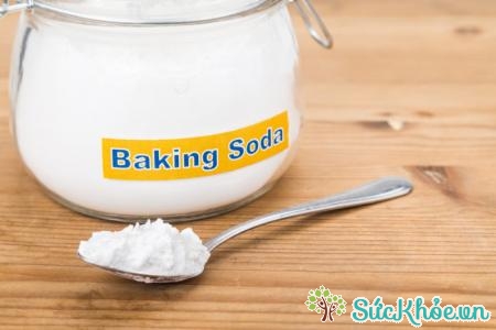 Baking soda hoàn toàn có thể Baking powder hay thế cho loại dầu gội khô