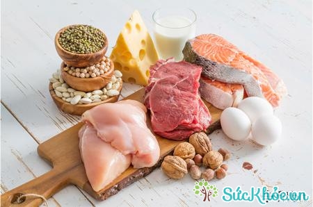 Chế độ ăn cho người viêm cầu thận nên hạn chế hấp thu protein