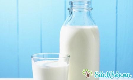Sữa nguyên kem là sữa cho bà bầu thường không có chất bảo quản và phụ gia