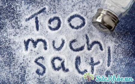 Giảm lượng muối trong khẩu phần ăn của người viêm gan