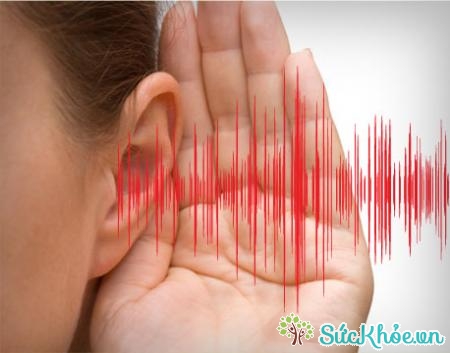 Giảm thính lực tạm thời là một tác dụng phụ khi dùng thuốc