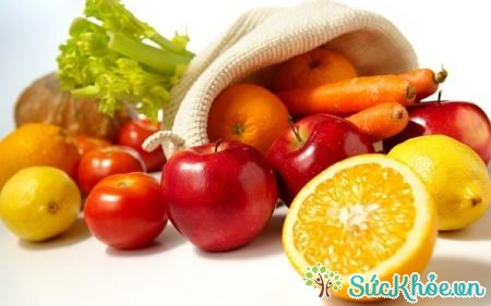 Hãy ăn nhiều hoa quả, rau, các loại hạt và chất béo lành mạnh