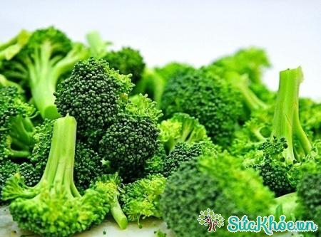 Ăn nhiều rau xanh giúp tránh được nếp nhăn và ung thư da