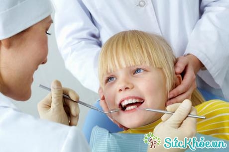Vệ sinh răng miệng là cách phòng ngừa sâu răng cho trẻ hiệu quả