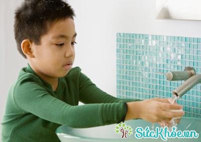 Rửa tay là biện pháp phòng bệnh tay chân miệng cho trẻ hữu hiệu nhất