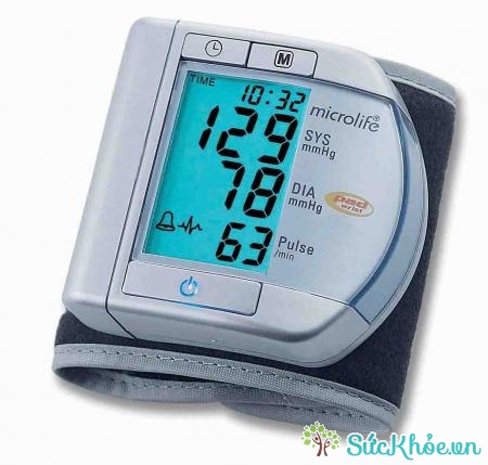 Máy đo huyết áp cổ tay Microlife BP W100 và một số thông tin cơ bản