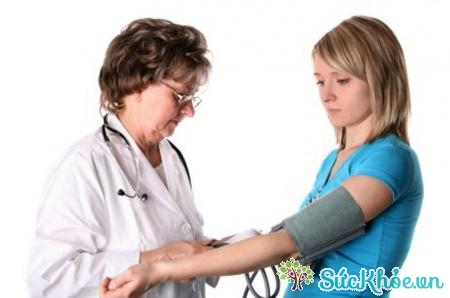 Nguyên nhân và triệu chứng của bệnh huyết áp thấp