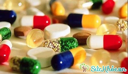 Uống nhiều thuốc kháng sinh có thể gây hại rất lớn tới gan thận