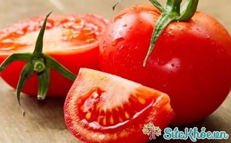 Khi bạn ăn cà chua vào những lúc đói có thể ảnh hưởng lớn đến dạ dày