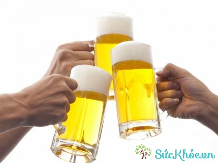 Cần hạn chế bia rượu phòng tránh xơ gan