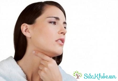 Đau rá họng là biểu hiện một số bệnh đường hô hấp