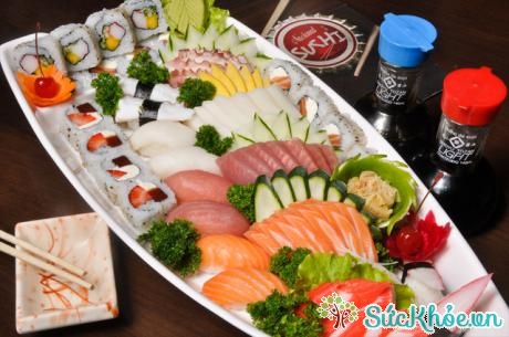 Món ăn sushi và sashimi: Ẩn họa khó lường